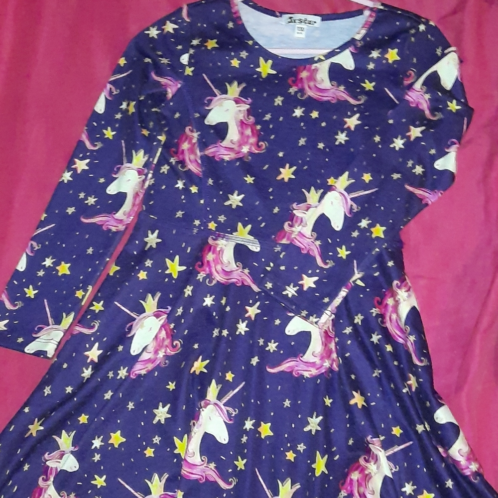 Girls dress